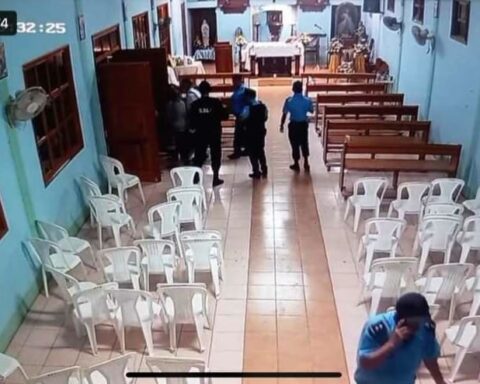 State workers condemn violence against the Catholic Church