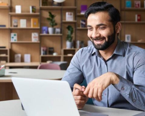 Steps to apply to the government job announcement for doctors