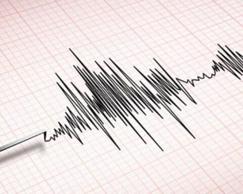 Strong earthquake of magnitude 4.8 shook the city of Ica tonight