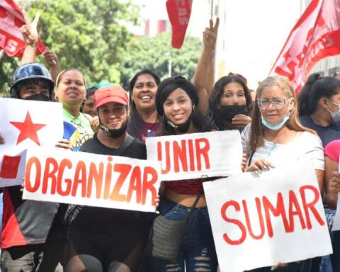 Súmate accuses the Government of violating the Law Against Corruption with an internal PSUV campaign