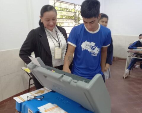 TALKS ON ELECTRONIC VOTING