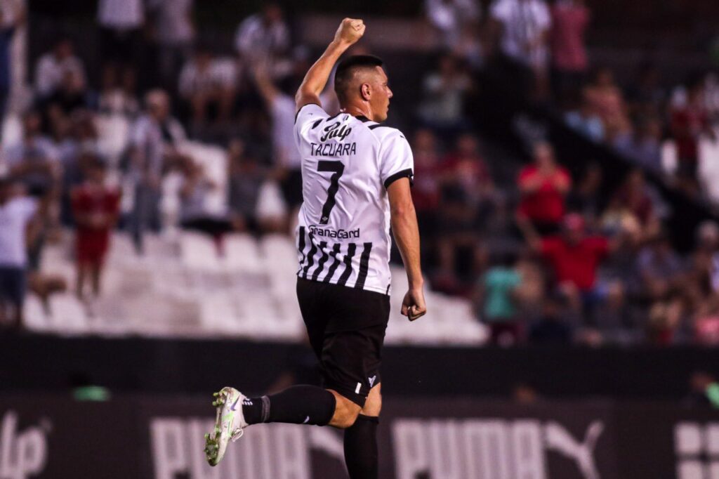 Tacuara Cardozo saves Libertad from defeat against Guaraní