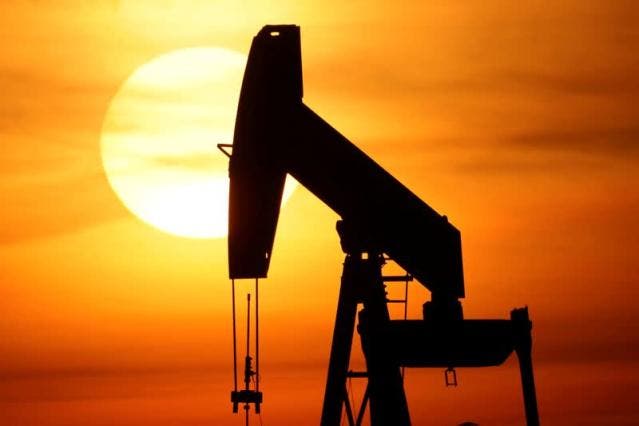 El petróleo de Texas abre con una caída del 5,21%, hasta 87,29 dólares