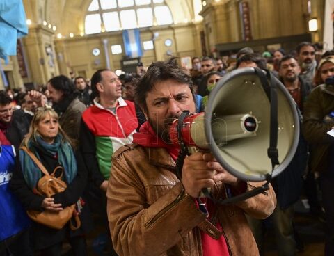 The Great Homeland Front led by Juan Grabois discusses its membership in the Everyone's Front