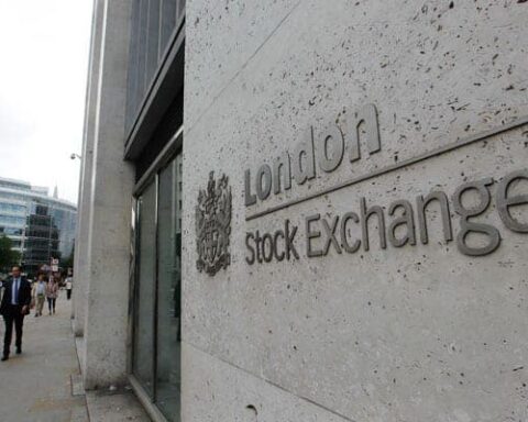 La Bolsa de Londres baja un 0,13 % arrastrada por petroleras y mineras