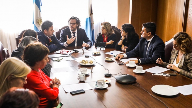 The PJ supported Cristina Kirchner and called to be "united, mobilized and on alert"