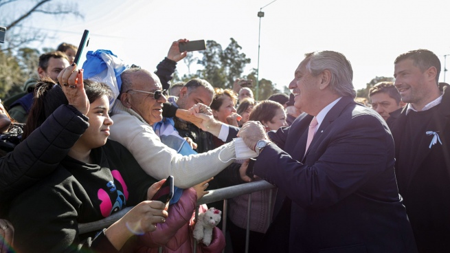 The President leads an act in La Rioja in tribute to General San Martín