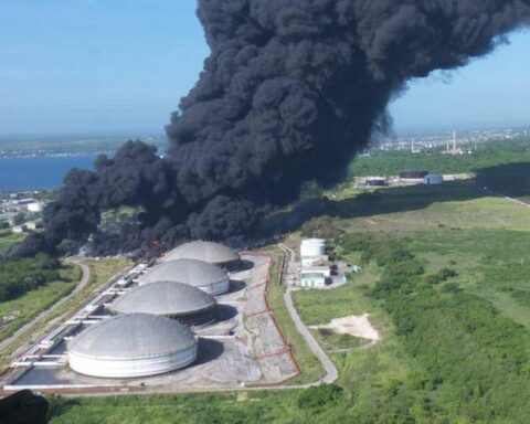 EE.UU. envía condolencias por incendio en Base Supertanquera de Matanzas