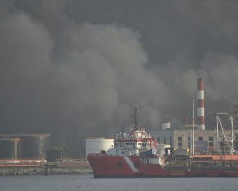 The closure of Matanzas forces oil tankers to unload in other Cuban ports