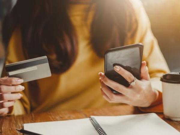 The digital wallet beats the savings account