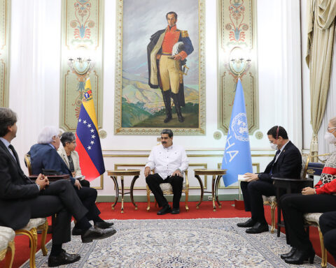 The person in charge of humanitarian affairs of the UN was received in Miraflores