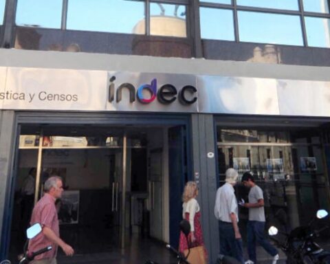 The use of public services increased in May 12.1%