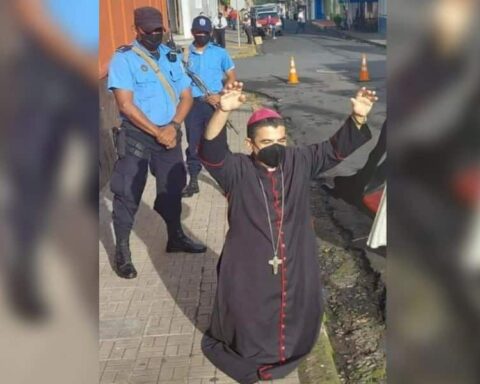 The world condemns persecution against the Church: It is the "most horrendous case" of "martyrdom"