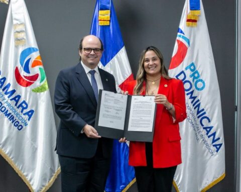 Acuerdan impulsar el HUB Cámara Santo Domingo 2022