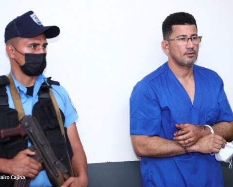 They ask for 17 years in prison for former police captain who caused the death of a doctor for drunk driving