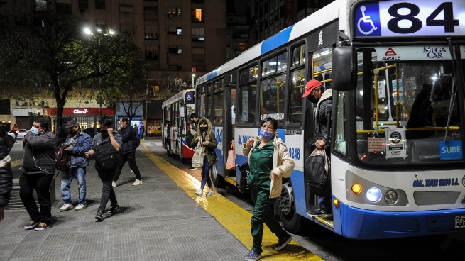 They cancel night bus services again: businessmen are exposed to fines