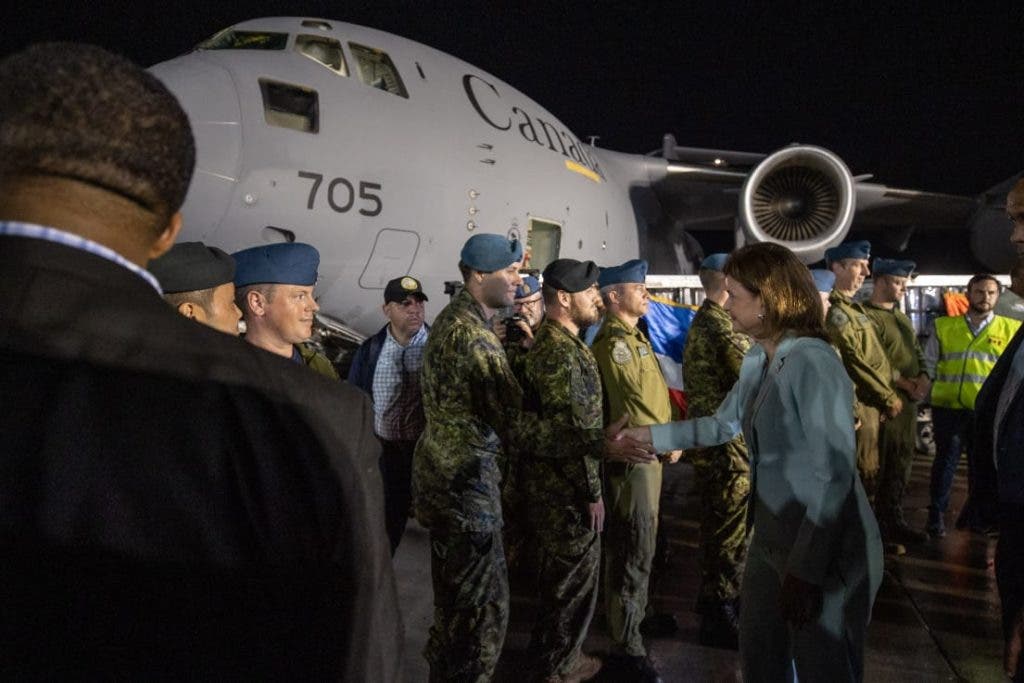 The technicians and the rescue team for the 2 miners arrived in the country last night and were received by Vice President Raquel Peña.