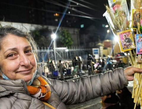 Thousands of faithful congregate in the sanctuary of San Cayetano