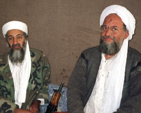 Osaba bin Laden (izquierda) y Ayman al-Zawahri (derecha). Foto: Nation & State.