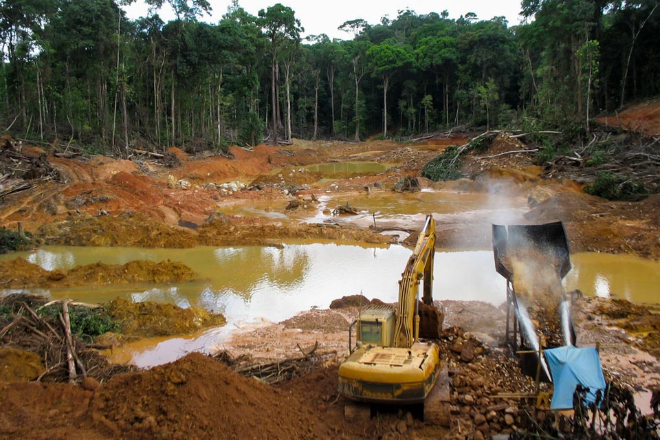 Venezuelan military accused of murder of five Brazilian miners in Amazonas