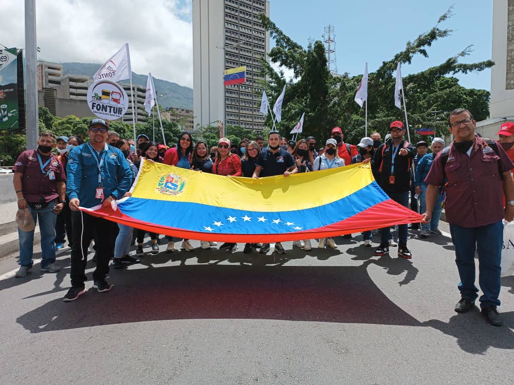 Venezuelans take to the streets against the kidnapping of national assets