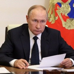 Vladimir Putin signs decree to facilitate the installation of Ukrainians in Russia