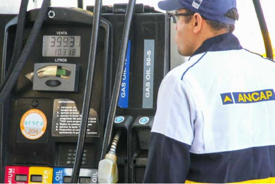 What place does Uruguay occupy among those who have the cheapest fuel in America