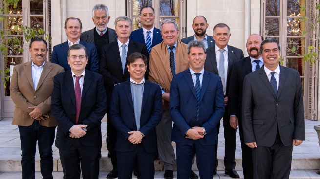 With a barbecue, the League of Governors met with Kicillof as host
