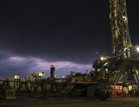 YPF will finance a mega terminal to export Vaca Muerta crude