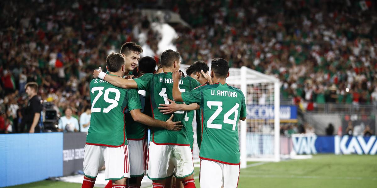 1-0: Hirving Lozano gives Mexico the victory against Peru