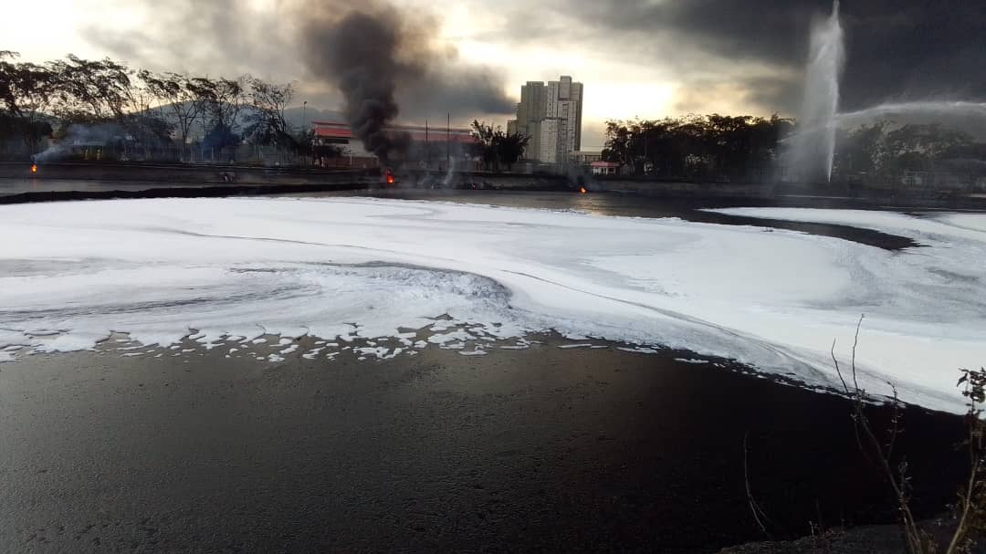 100% controlled fire in Puerto La Cruz refinery