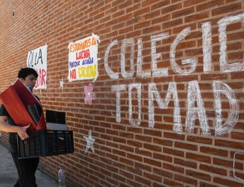 15 CABA schools are still in conflict and there are 6 taken