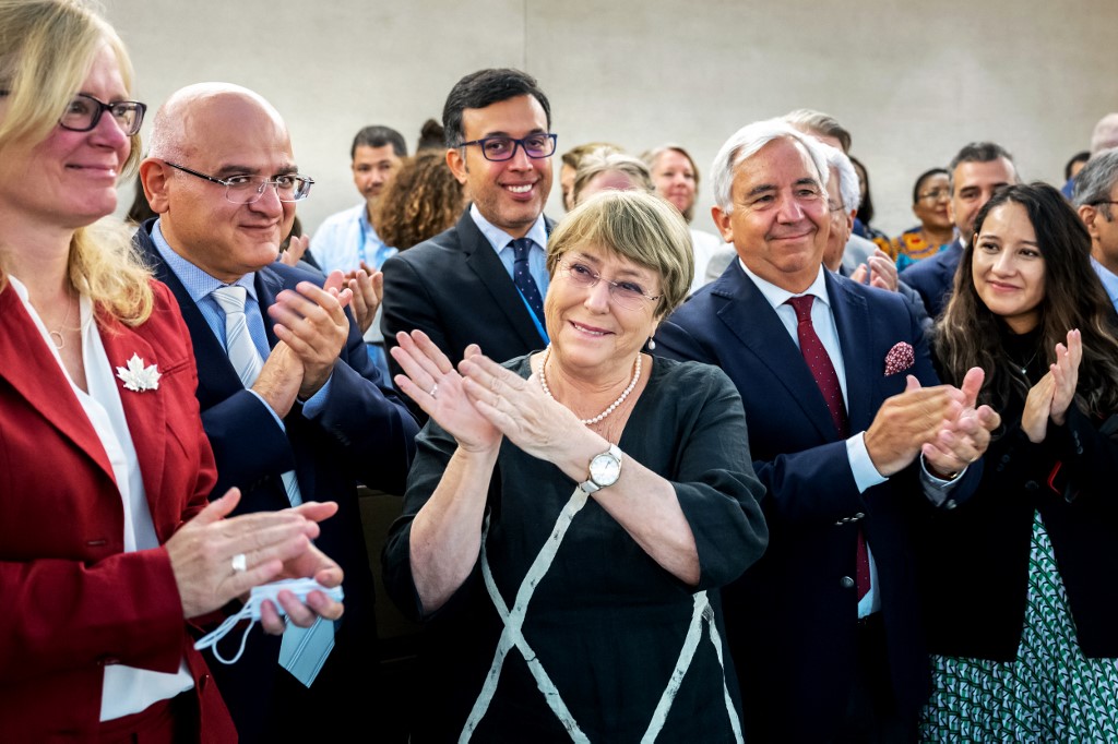 Bachelet, after voting in Geneva: "Our destiny is in everyone's hands"