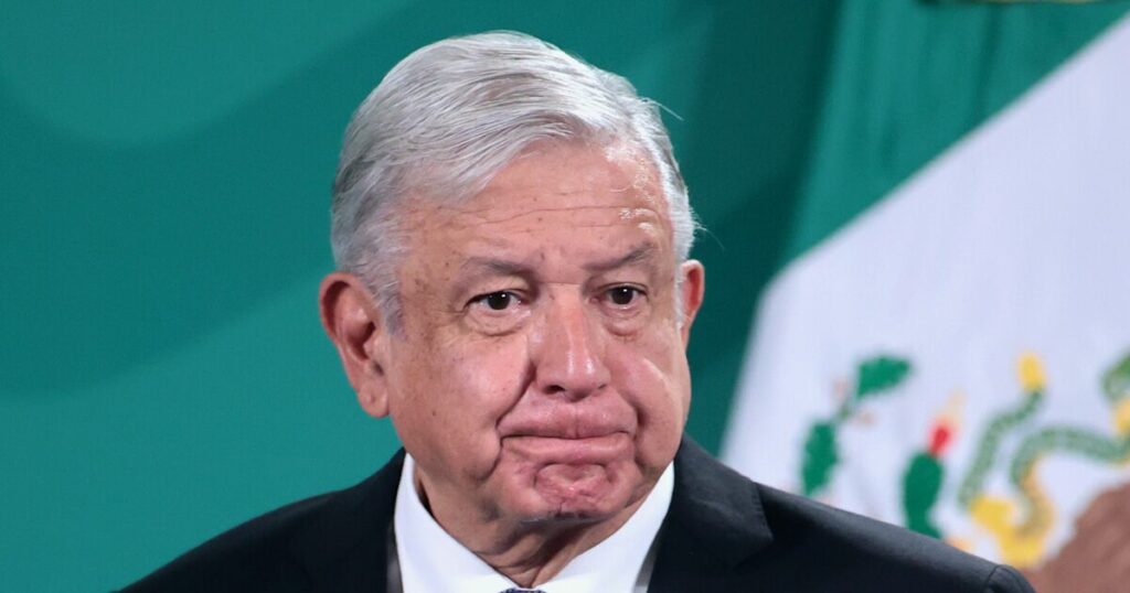 AMLO says that 30 large companies owe the treasury 100,000 million pesos