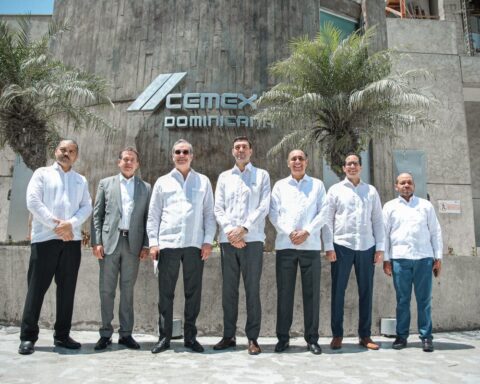 Abinader inaugura Horno Línea 1 de CEMEX su proceso de expansión 