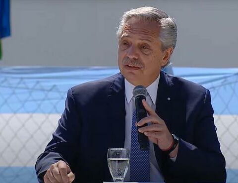 Alberto Fernández leads a book delivery ceremony in Marcos Paz