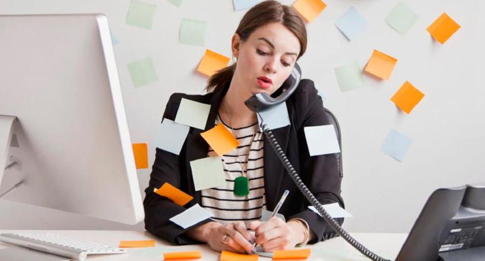 Are you a workaholic?  These are the seven signs to discover it