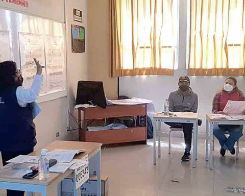 Arequipa: ONPE began training polling station members in the region