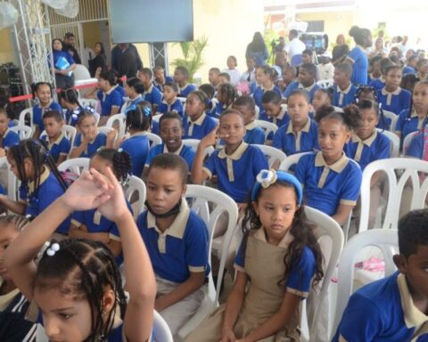 The Minister of Education called on the Churches, unions, and civil society to improve the quality of the national education system