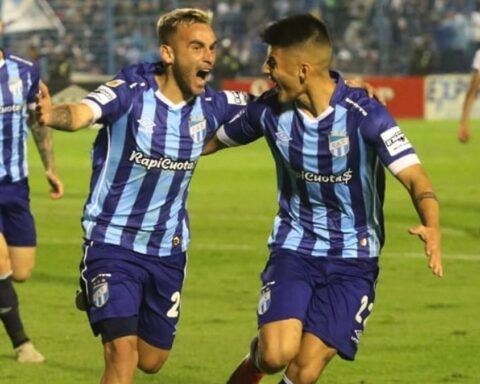 Atlético Tucumán draws with Banfield and leads together with Gimnasia
