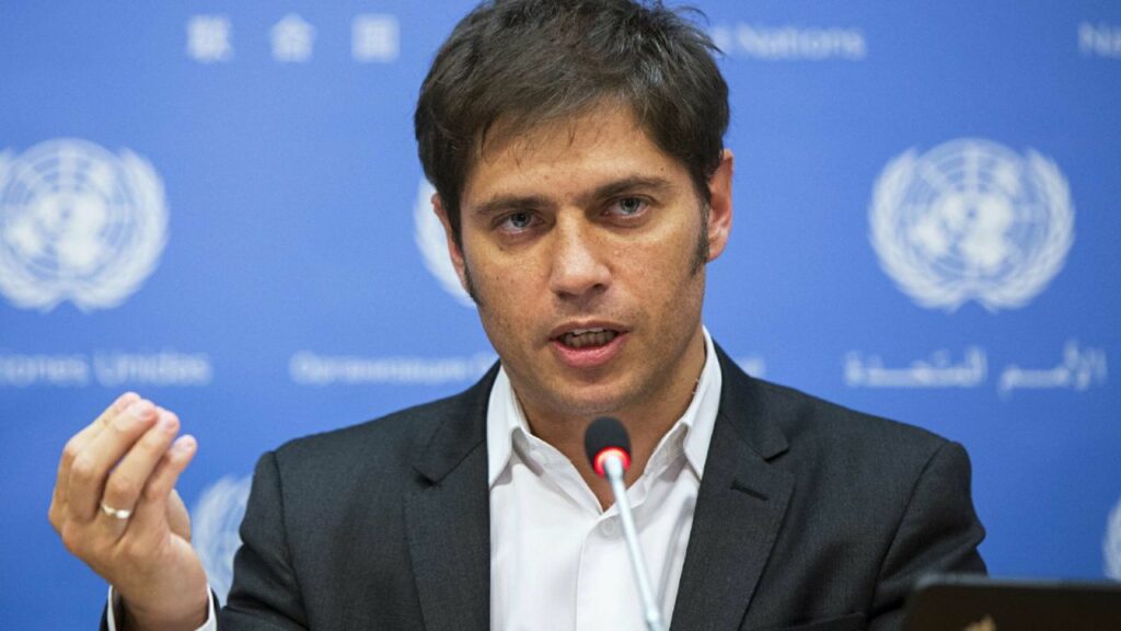 Axel Kicillof announced the extension of the university student ticket