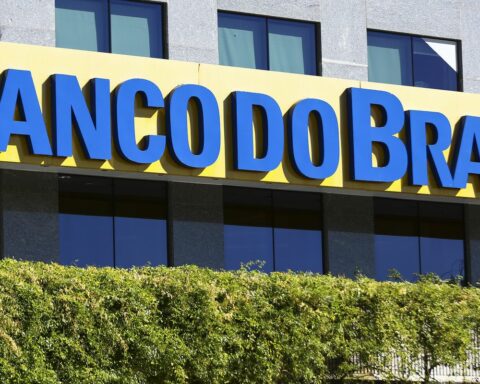 BB customers can transfer money from other banks without leaving the app