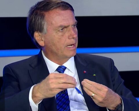 Bolsonaro says there was no delay in vaccination against covid-19