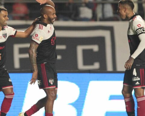 Brazilian: São Paulo thrashes Avai 4-0 at Morumbi