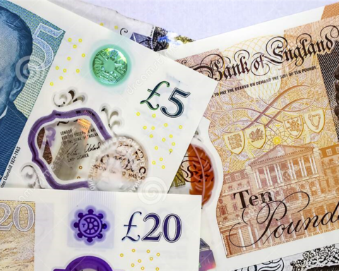 British Pound Hits Record Low Against Dollar Amid Recession Fears