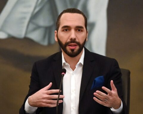 Reelección de Bukele, entre señalamientos de ilegalidad