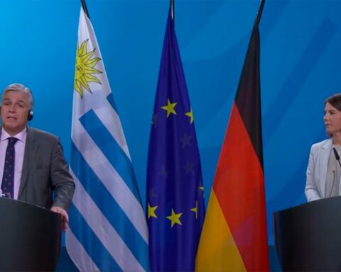 Bustillo: “It is fortunate what awaits us working together with Germany and Uruguay”