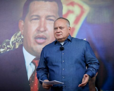 Cabello to the mayor of Bogotá: throw whatever you want at the 'Aragua train'