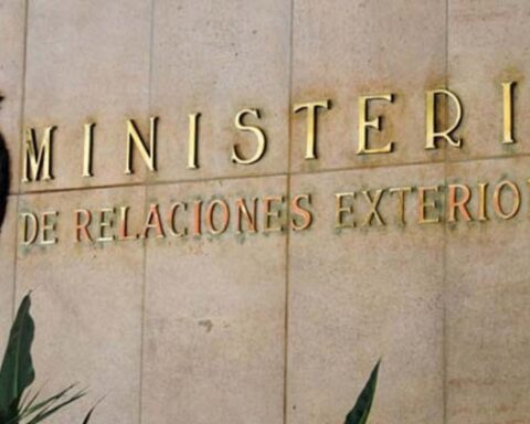 Caggiani calls for the dismissal of the Consulate official who would have mocked the attack on Cristina Fernández