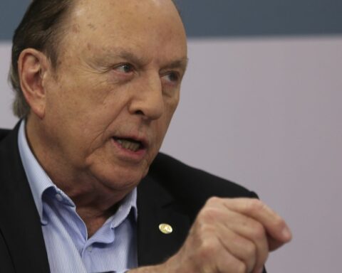 Check out the government program of presidential candidate Eymael